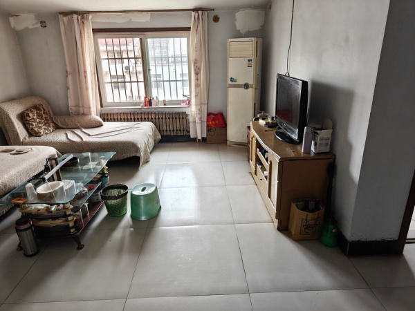 牟山一區(qū)，房屋出售！